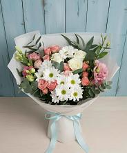 Букет цветов из:  Розы, Лизиантусы и Хризантемы в Чехове