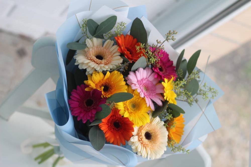 Букет мини герберы в Чехове Букет цветов из: Герберы в Чехове