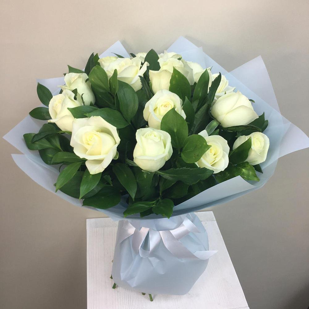 15 Белых роз Проуд в Чехове Букет 15 Белых роз Проуд в Чехове