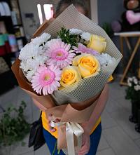 Букет цветов из:  Герберы, Розы и Хризантемы в Чехове