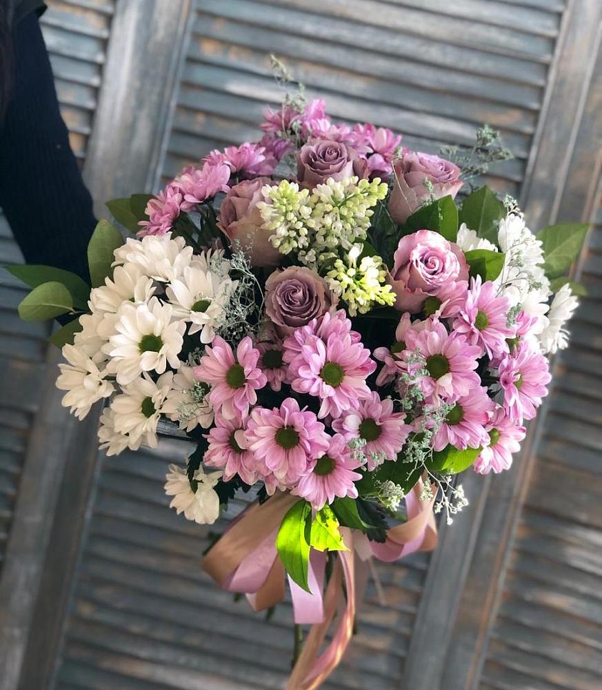 Букет Цветочный шарм в Чехове Букет цветов из: Хризантемы и Розы в Чехове