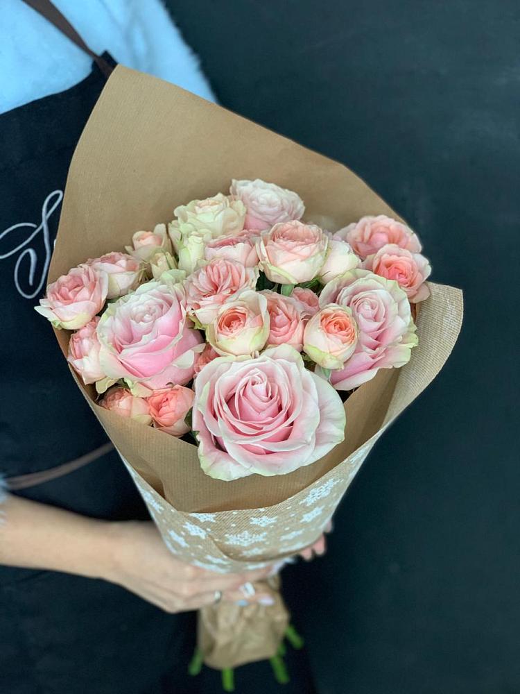 Букет цветов из: Хризантемы и Розы в Чехове