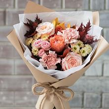 Букет осеннее настроение в Чехове Букет цветов из:  Гвоздики, Хризантемы и Розы в Чехове