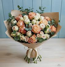 Букет цветов из:  Альстромерии и Розы в Чехове